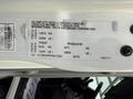 A vehicle identification label displaying specifications for a 2007 International 4200 truck including weight, axle information, and VIN number