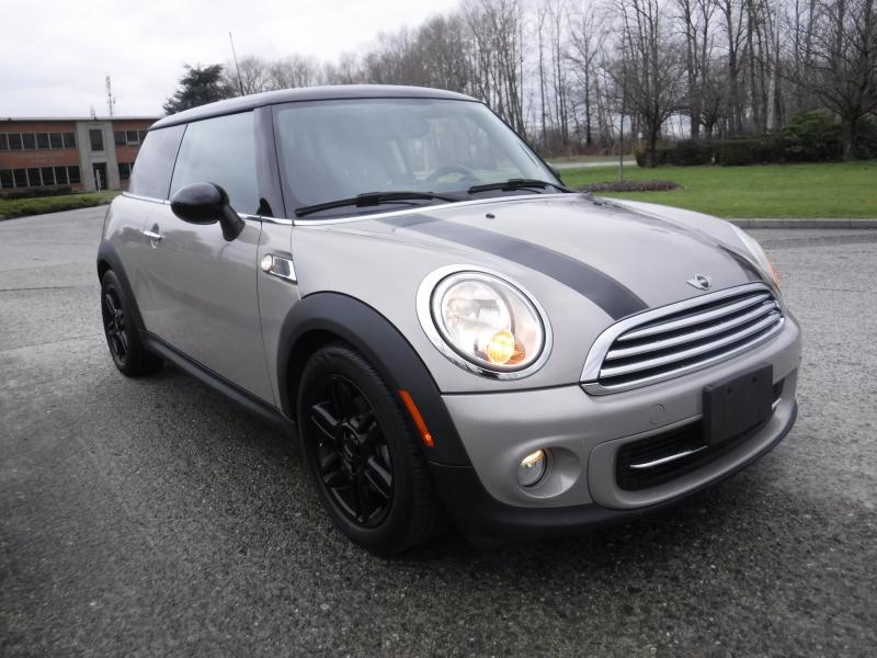 2013 Mini Cooper Baker Street Edition | Repo.com