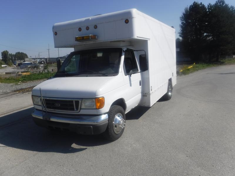 14 ft hot sale cube van