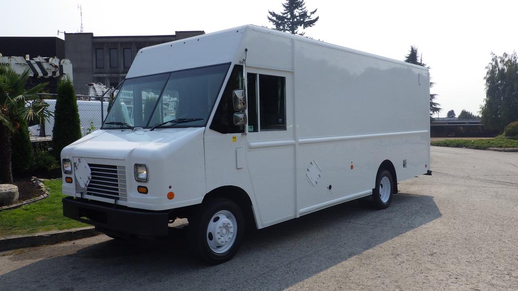 Repo 2012 Ford Utilimaster Step Cargo Van With Rear Shelving