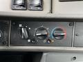 Control panel with dials for air conditioning and heating in a 2014 Kenworth T370